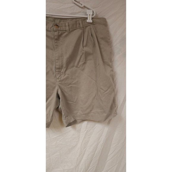 Wrangler Timbercreek Mens 46 Beige Khaki Chino Comfort Front Pleated Shorts - Picture 5 of 13